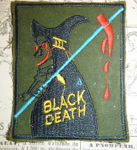 Black death patch - black,